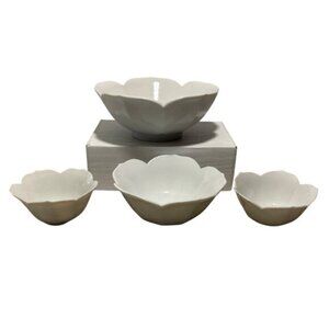 Lotus Shaped Bowls Set of 4 Petal Shaped White Ceramic Textured Minamilist